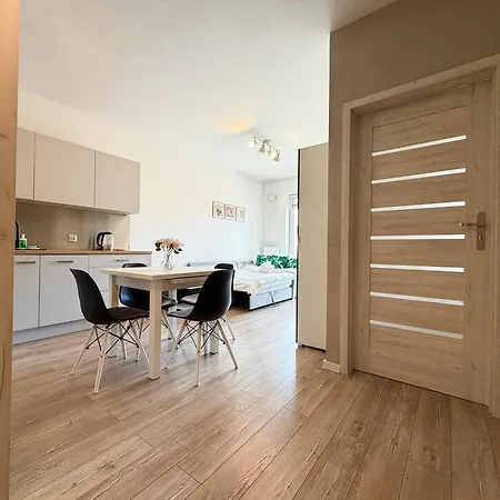Tarnogaj Modern By Bookinghost דירה ורוצלב